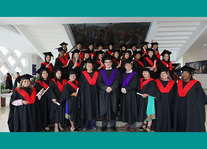 Graduaciones-Oferta-Ecuador-mayo-2022-Maestría-Educaicón