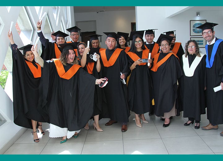 Graduaciones-Oferta-Ecuador-mayo-2022-especialización