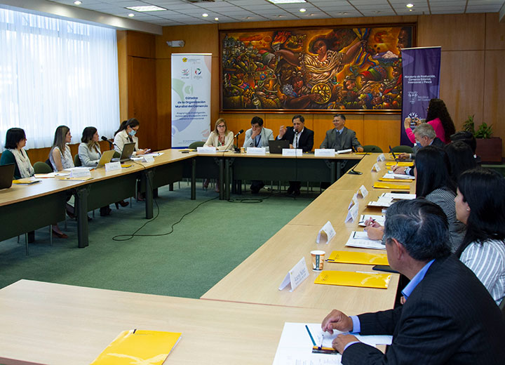 La Cátedra OMC Ecuador desarrolló un taller sobre la participación ciudadana en el comercio exterior